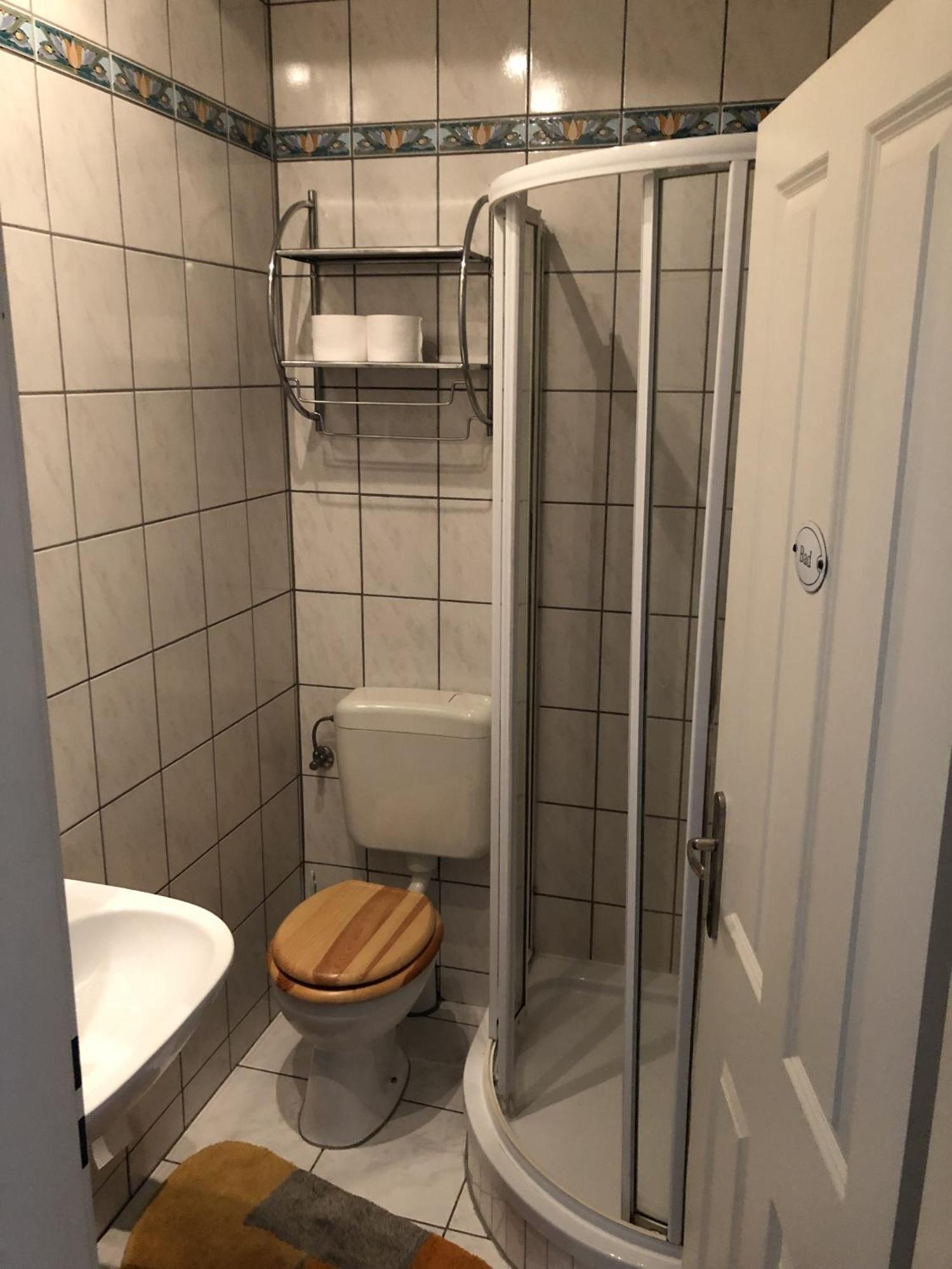 Genthin Landgasthof Deinert חדר תמונה